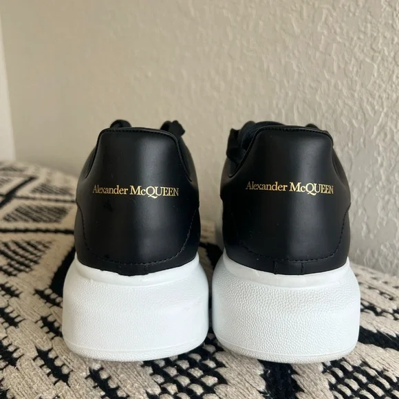 Alexander McQueen Mens Black Sneakers - Picture 3 of 6